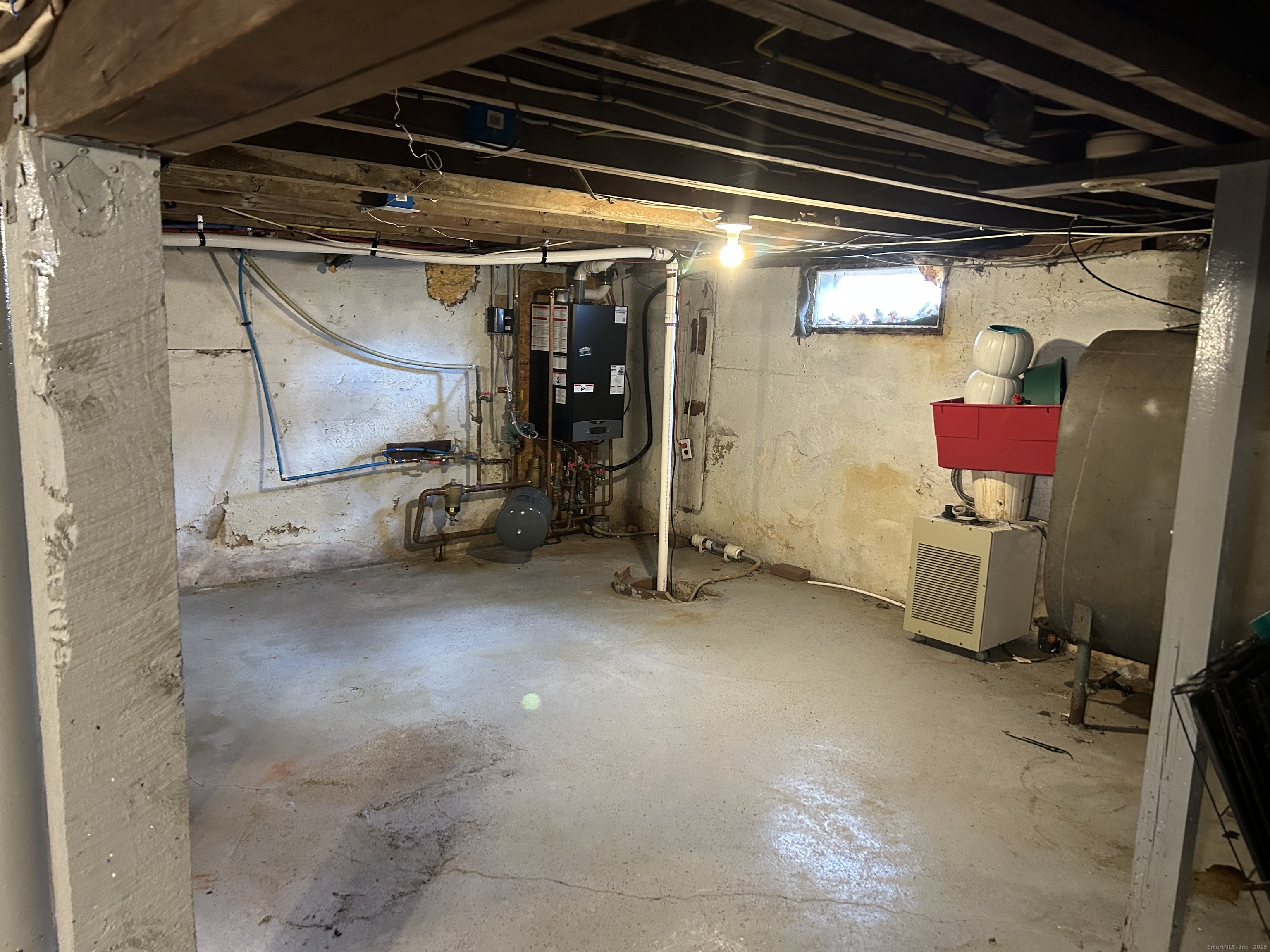 Photo 35 of 163 Hickory Street, Norwich, CT