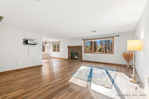 Homes for sale in Farmington, CT | 16 Cardinal Dr #16, Farmington, CT 06032 | MLS# 24140502