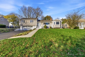 Homes for sale in Groton, CT | 72 Three Acre Rd, Groton, CT 06340 | MLS# 24135574