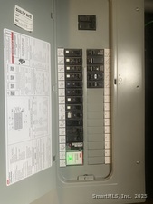 Homes for sale in Hamden, CT | 82 Helen St, Hamden, CT 06514 | MLS# 24129945