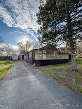 Homes for sale in East Hampton, CT | 11 West St, East Hampton, CT 06424 | MLS# 24135681