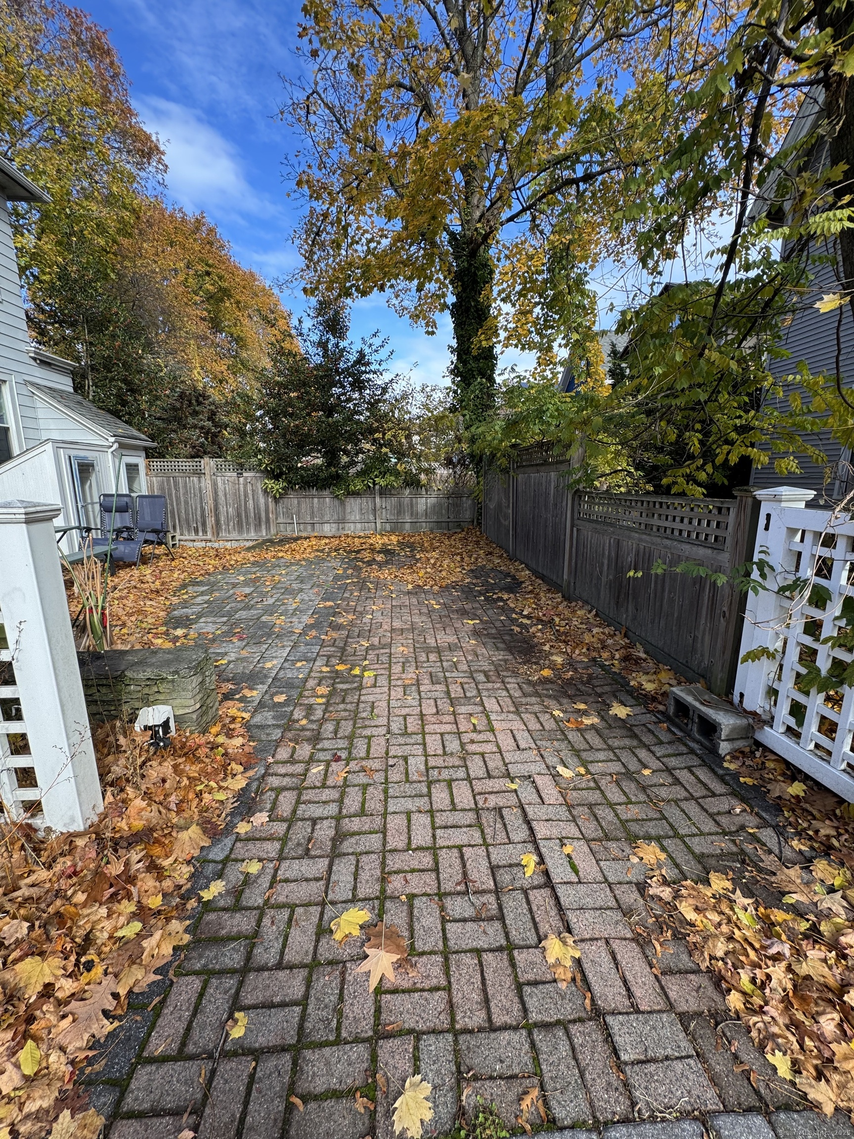 73 Lawrence, New Haven, 06511, 2 Bedrooms Bedrooms, 0 ,2 BathroomsBathrooms,Residential Rental,For Sale,Lawrence,0,24140719