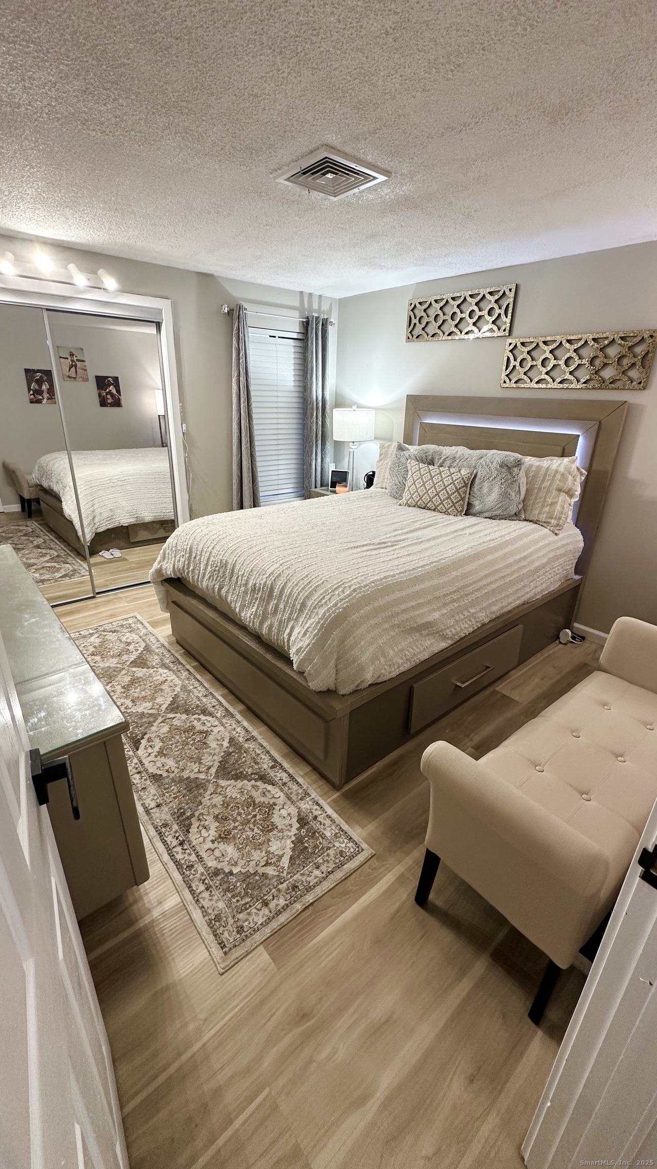 Photo 18 of 105 Tremont Avenue, Bridgeport, CT