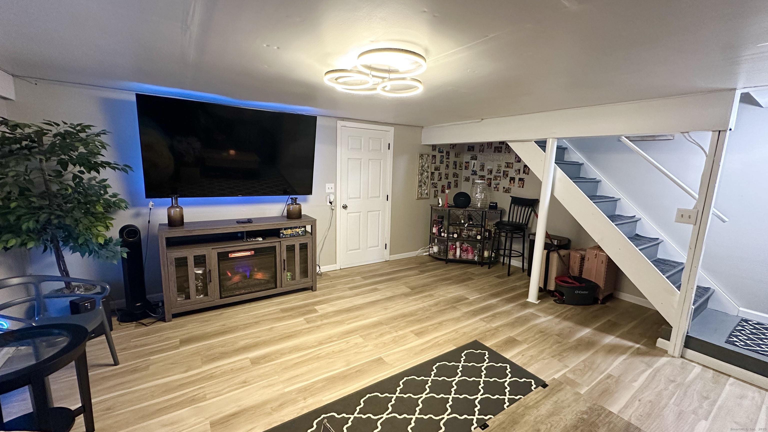 Photo 22 of 105 Tremont Avenue, Bridgeport, CT