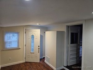 Homes for sale in Seymour, CT | 68 New St, Seymour, CT 06483 | MLS# 24139886