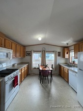 Homes for sale in Mansfield, CT | 20 Barlow Dr, Mansfield, CT 06268 | MLS# 24140423