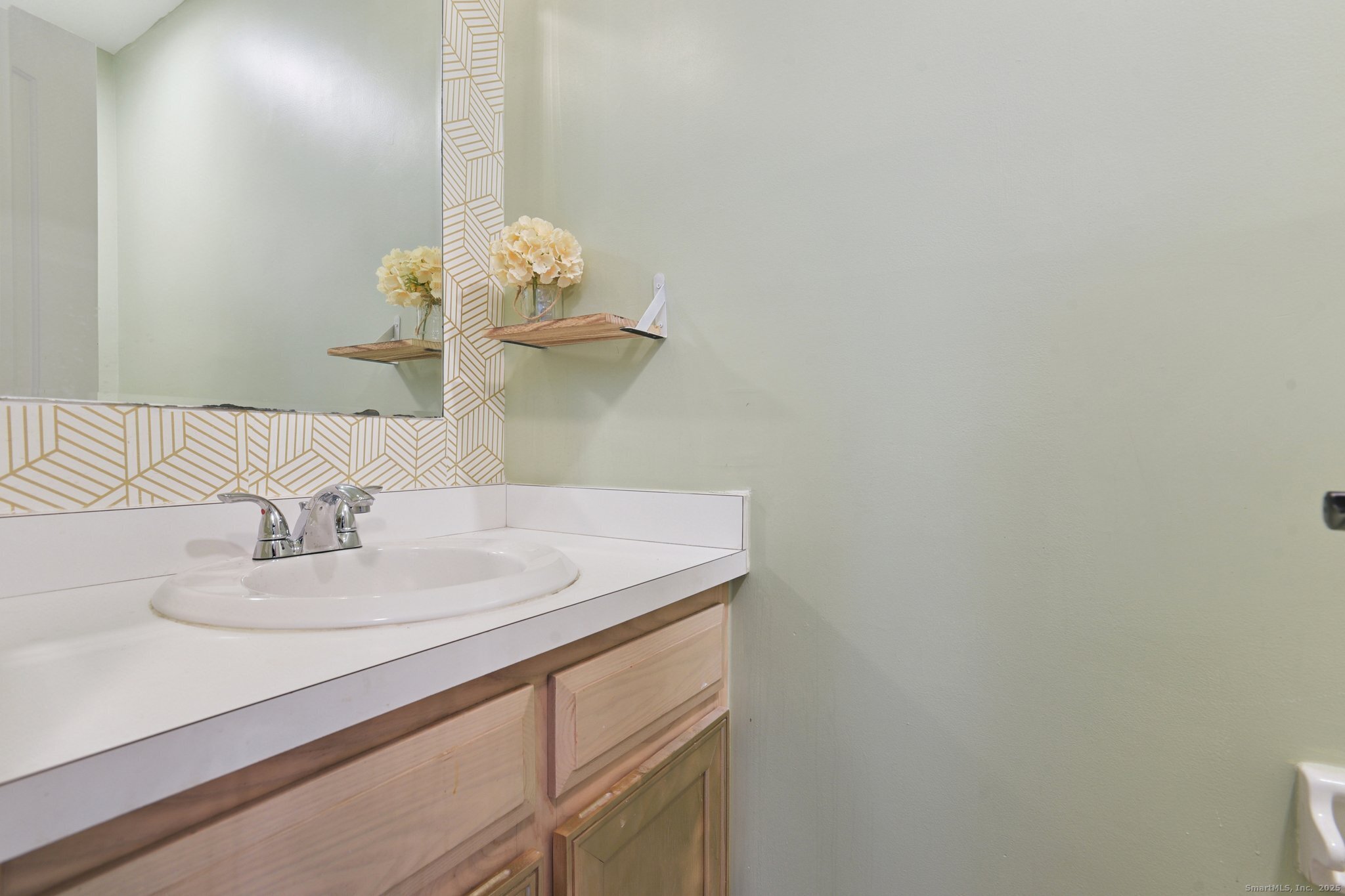 335 Monticello, Branford, 06405, 2 Bedrooms Bedrooms, 0 ,2 BathroomsBathrooms,Residential Rental,For Sale,Monticello,0,24132363