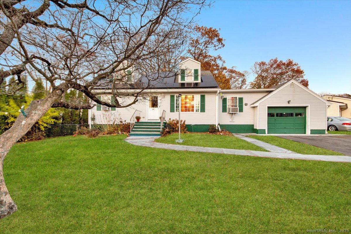 Homes for sale in Bridgeport, CT | 65 Clearview Dr, Bridgeport, CT 06606 | MLS# 24138591