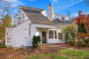 Homes for sale in Easton, CT | 38 Chester Rd, Easton, CT 06612 | MLS# 24133182