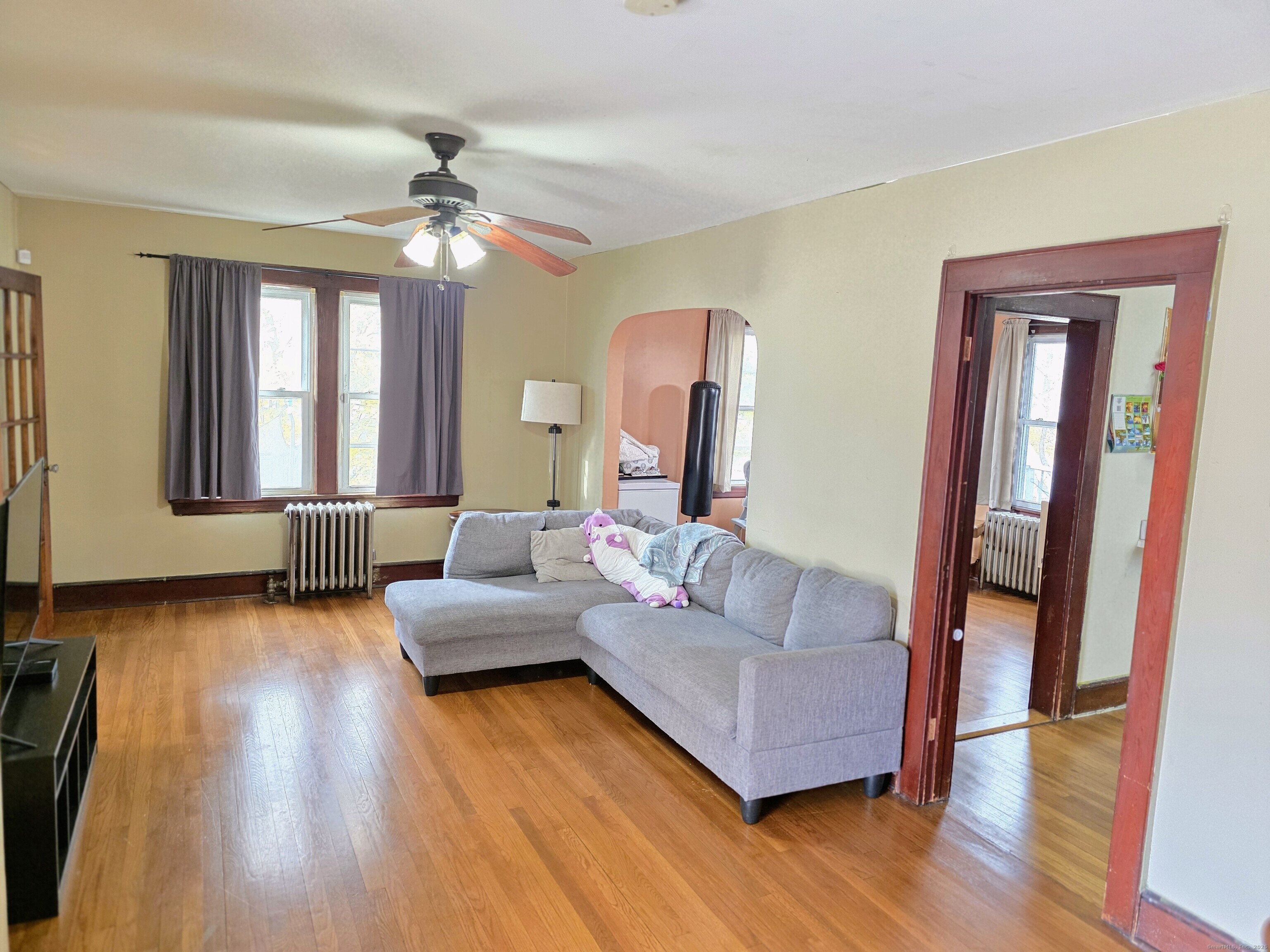 6 Couch, Norwalk, 06854, 3 Bedrooms Bedrooms, 0 ,1 BathroomBathrooms,Single Family For Sale,For Sale,Couch,0,24136403