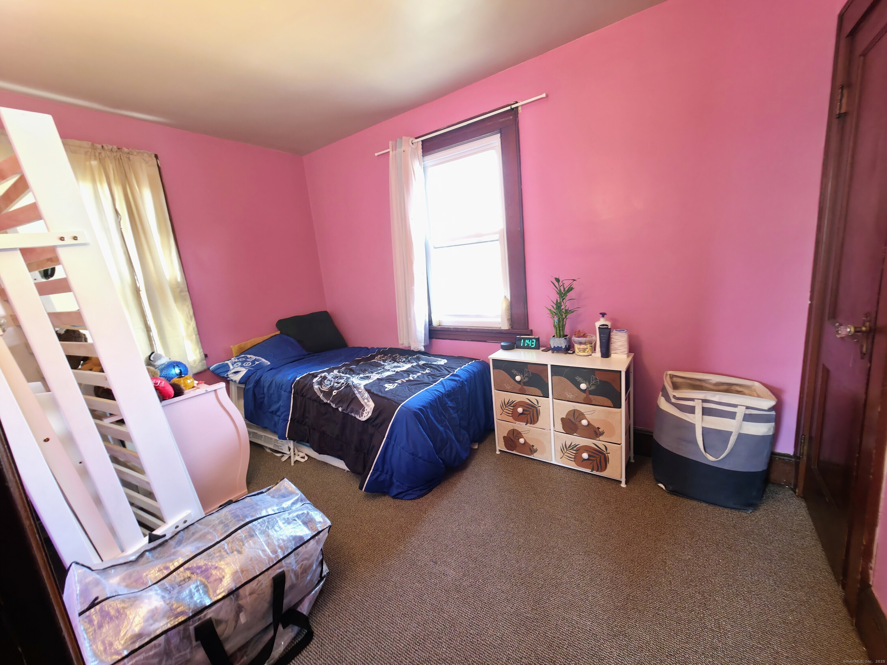 6 Couch, Norwalk, 06854, 3 Bedrooms Bedrooms, 0 ,1 BathroomBathrooms,Single Family For Sale,For Sale,Couch,0,24136403