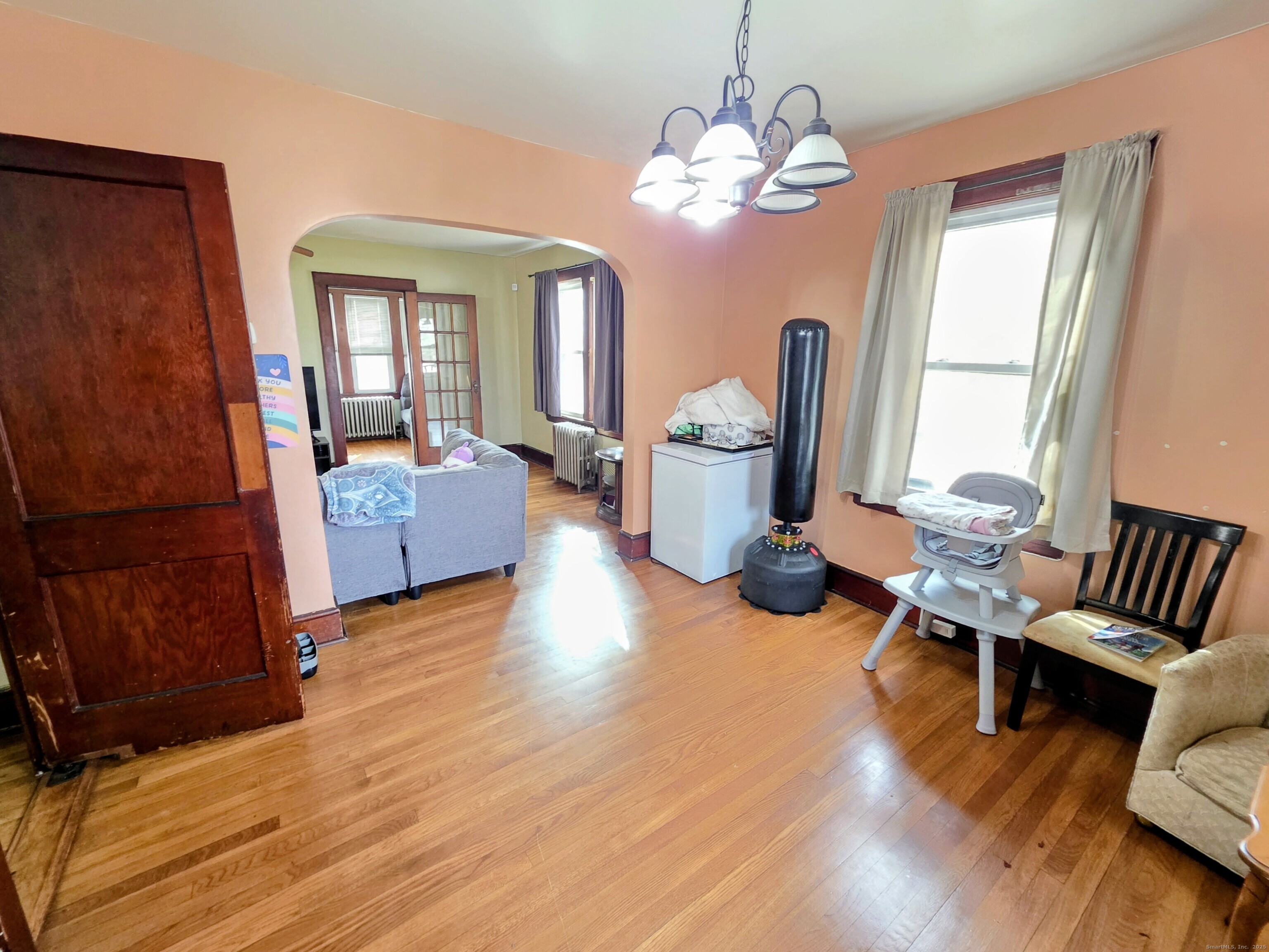 6 Couch, Norwalk, 06854, 3 Bedrooms Bedrooms, 0 ,1 BathroomBathrooms,Single Family For Sale,For Sale,Couch,0,24136403