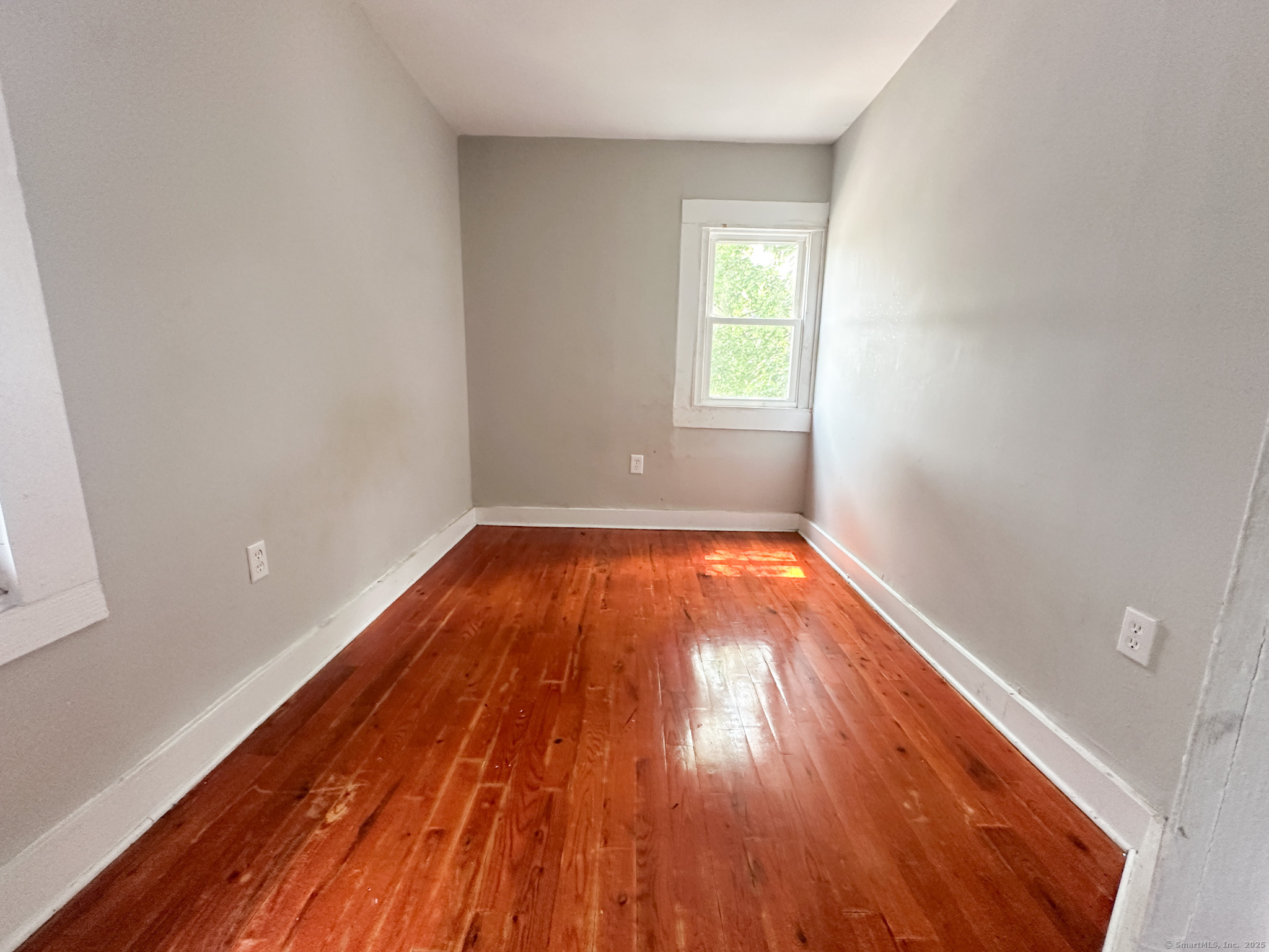 Photo 5 of 666 Orchard Street, New Haven, CT