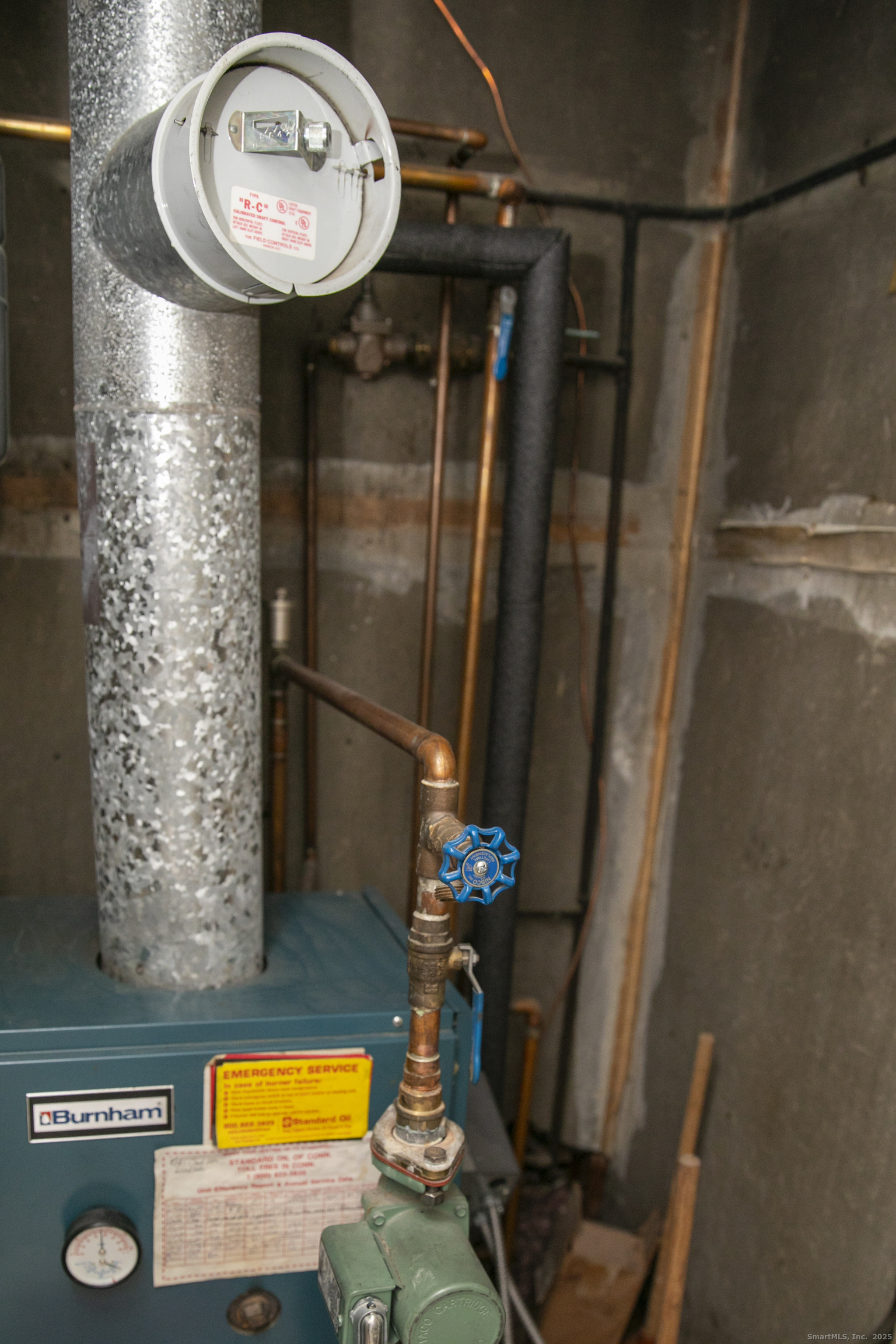 Photo 38 of 118 Hellstrom Road, East Haven, CT