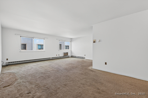 Homes for sale in Stamford, CT | 34 Crescent St #APT 2D, Stamford, CT 06906 | MLS# 24141003