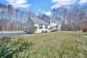 Homes for sale in Coventry, CT | 331 Woodmont Dr, Coventry, CT 06238 | MLS# 24141067