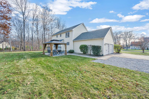 Homes for sale in Coventry, CT | 331 Woodmont Dr, Coventry, CT 06238 | MLS# 24141067