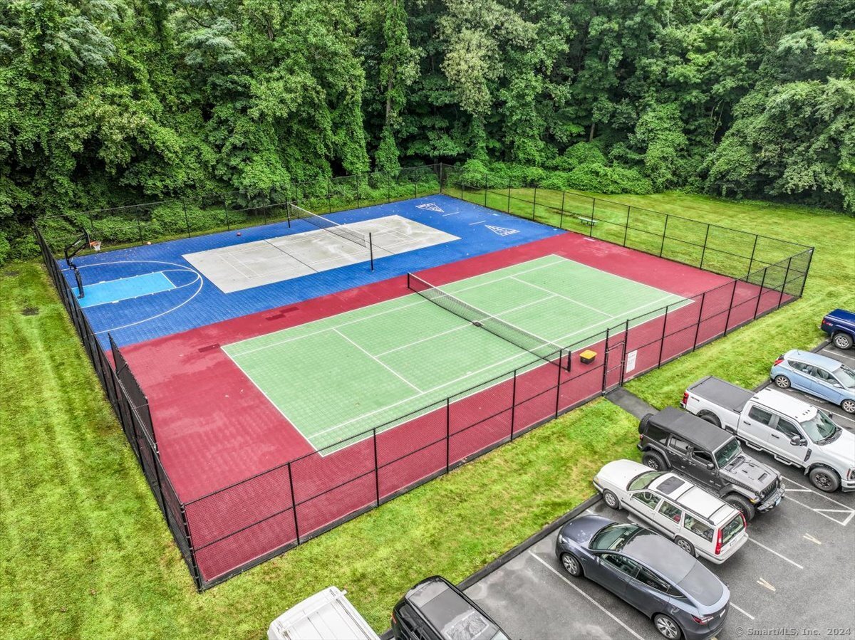 Photo 20 of 22 Olcott Way, Ridgefield, CT