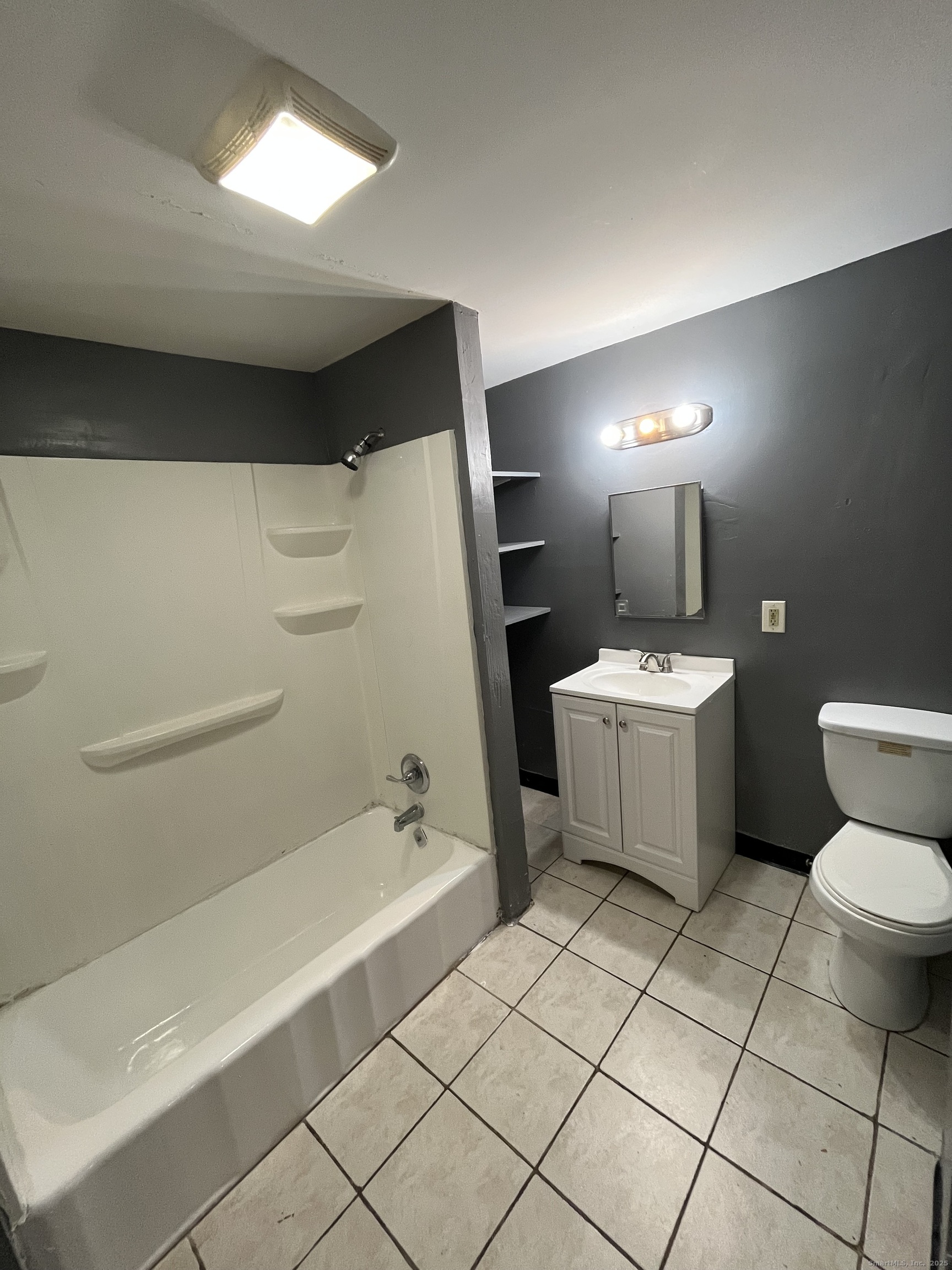 Photo 11 of 60 Whitney Street, Hartford, CT