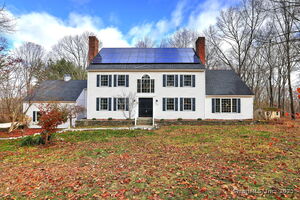 Homes for sale in Roxbury, CT | 24 Hickory Ln, Roxbury, CT 06783 | MLS# 24118798