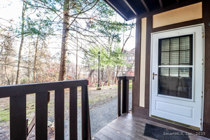 Homes for sale in Brookfield, CT | 27 Rollingwood Dr #27, Brookfield, CT 06804 | MLS# 24141137