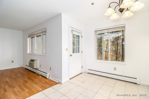 Homes for sale in Brookfield, CT | 27 Rollingwood Dr #27, Brookfield, CT 06804 | MLS# 24141137
