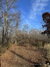 Homes for sale in Branford, CT | 71 Hilltop Dr, Branford, CT 06405 | MLS# 24141096