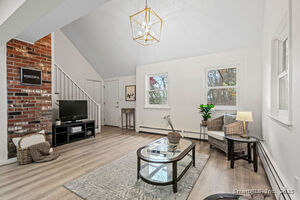 Homes for sale in Simsbury, CT | 158 Tariffville Rd, Simsbury, CT 06081 | MLS# 24108823