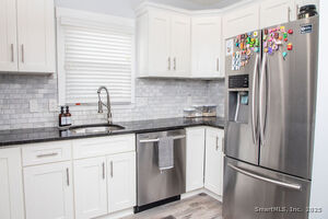 Homes for sale in Cromwell, CT | 587 Main St, Cromwell, CT 06416 | MLS# 24141122