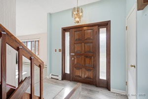 Homes for sale in Windsor, CT | 9 Alford Dr, Windsor, CT 06095 | MLS# 24141022