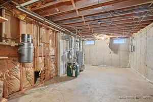 Homes for sale in Windsor, CT | 9 Alford Dr, Windsor, CT 06095 | MLS# 24141022