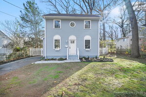 Homes for sale in Manchester, CT | 28 Devon Dr, Manchester, CT 06040 | MLS# 24141090