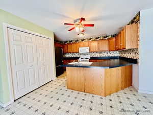 Homes for sale in Putnam, CT | 50 Richmond Rd #19, Putnam, CT 06260 | MLS# 24141248