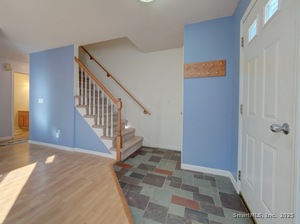 Homes for sale in Glastonbury, CT | 43 Kingsbury Ln, Glastonbury, CT 06033 | MLS# 24140499