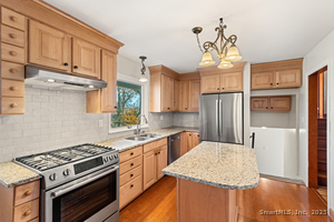 Homes for sale in Stamford, CT | 34 Davenport Dr, Stamford, CT 06902 | MLS# 24140772