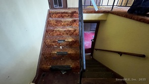 Homes for sale in Cheshire, CT | 445 Lincoln Dr, Cheshire, CT 06410 | MLS# 24141269