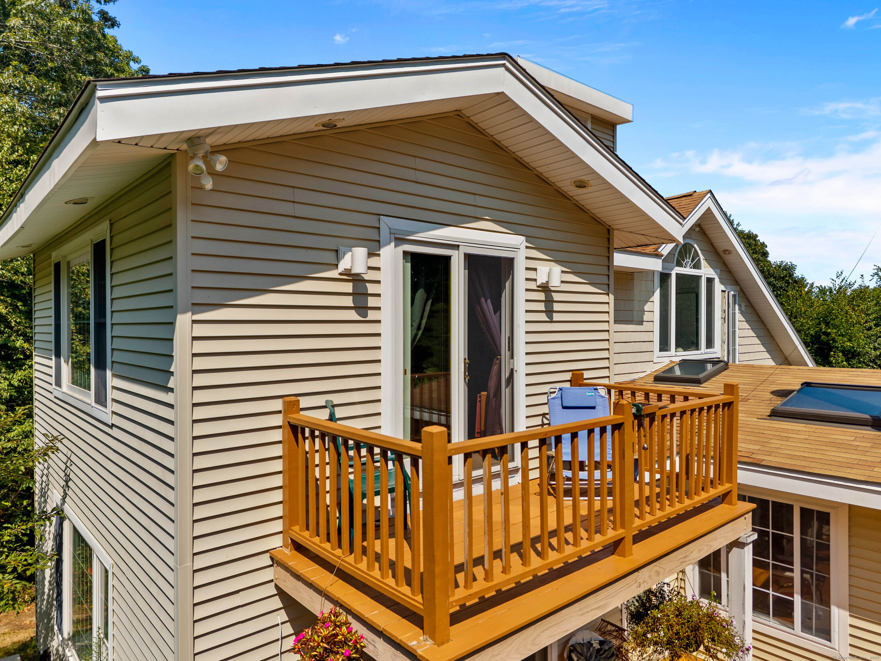 332 Lantern Hill Road