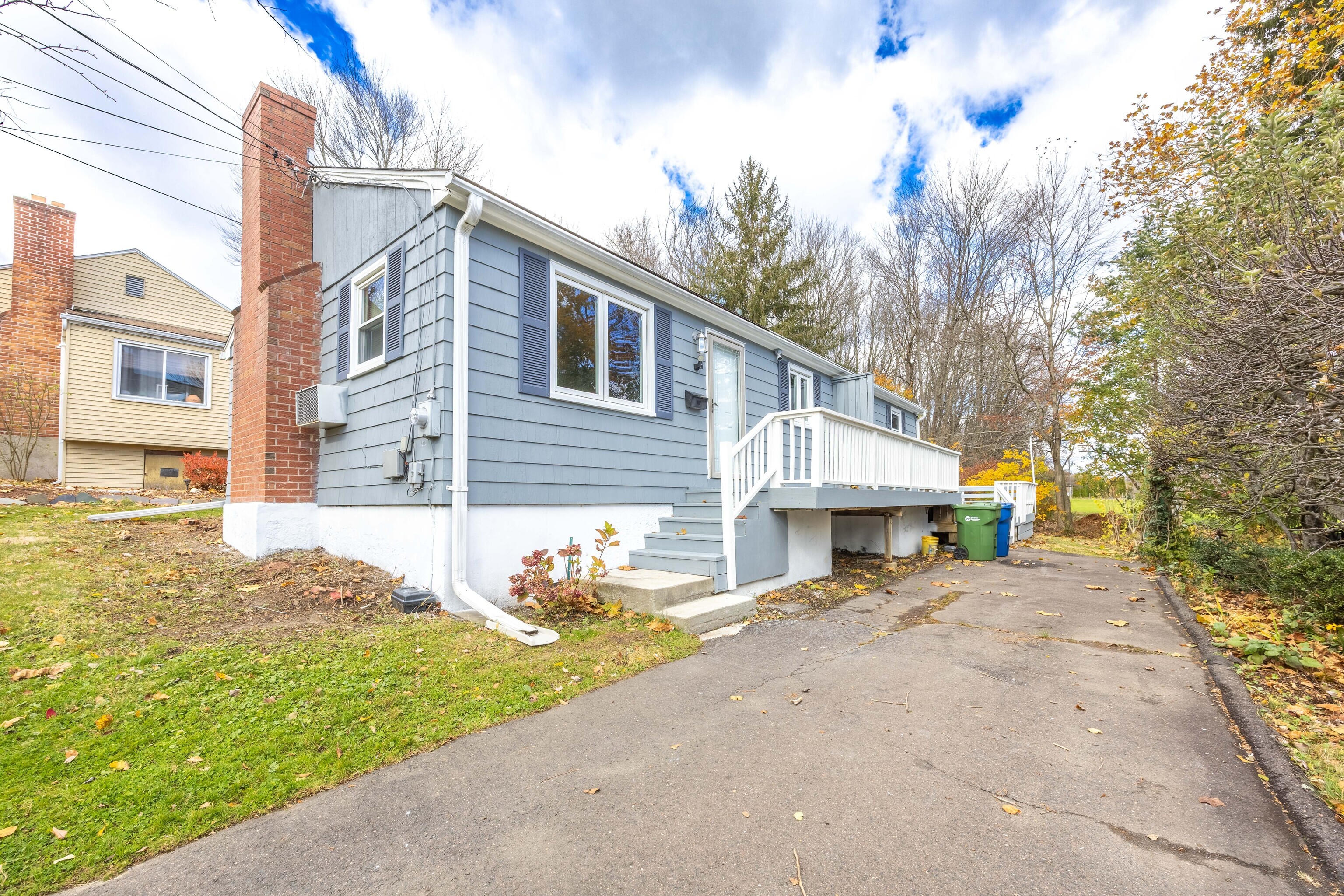 Photo 1 of 32 Marshall Street, Windsor, CT