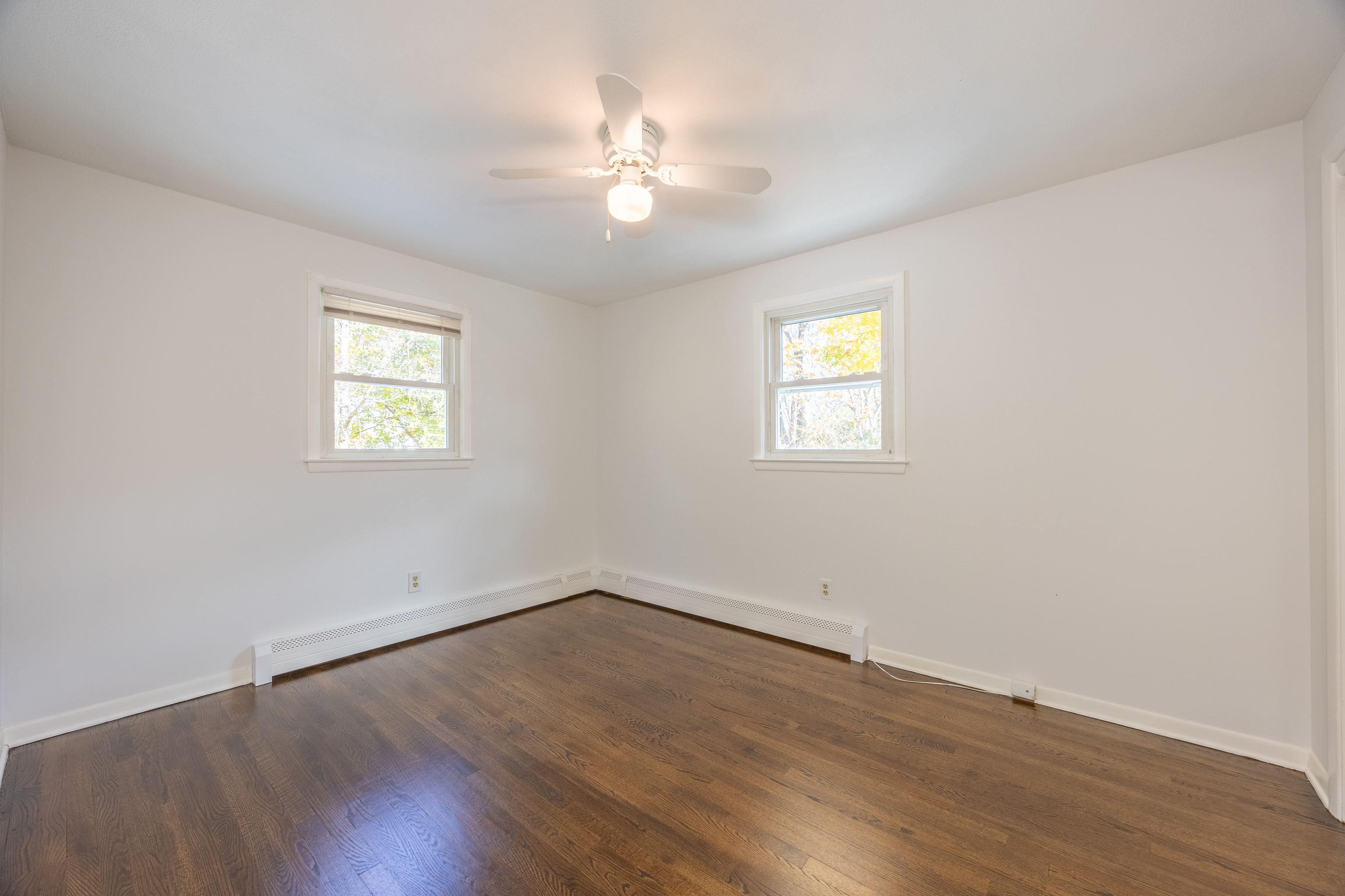 Photo 11 of 32 Marshall Street, Windsor, CT