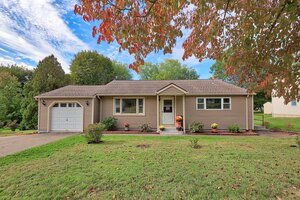 Homes for sale in Farmington, CT | 1114 Fienemann Rd, Farmington, CT 06032 | MLS# 24128160