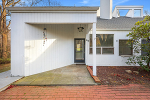 Homes for sale in Easton, CT | 38 Chester Rd, Easton, CT 06612 | MLS# 24133182