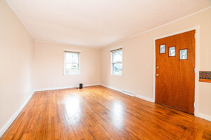 Homes for sale in West Haven, CT | 74 Linden St, West Haven, CT 06516 | MLS# 24140382