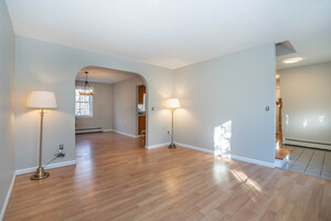 Homes for sale in Manchester, CT | 108 Folly Brook Ln, Manchester, CT 06040 | MLS# 24141206