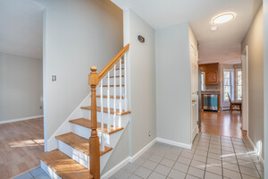 Homes for sale in Manchester, CT | 108 Folly Brook Ln, Manchester, CT 06040 | MLS# 24141206