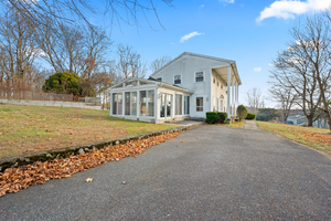 Homes for sale in Waterbury, CT | 36 Randall Pl, Waterbury, CT 06704 | MLS# 24141327