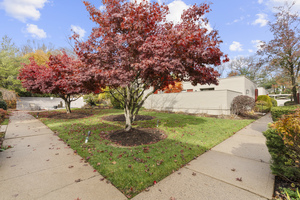 Homes for sale in Hamden, CT | 51 Charlton Hill Rd #51, Hamden, CT 06518 | MLS# 24141489