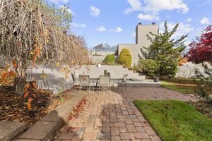 Homes for sale in Hamden, CT | 51 Charlton Hill Rd #51, Hamden, CT 06518 | MLS# 24141489