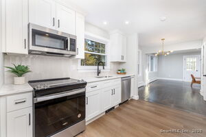 Homes for sale in Hamden, CT | 51 Hepburn Rd, Hamden, CT 06517 | MLS# 24141466