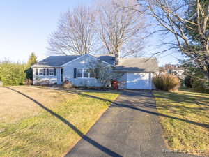 Homes for sale in Southington, CT | 186 Gwen Rd, Southington, CT 06489 | MLS# 24140274