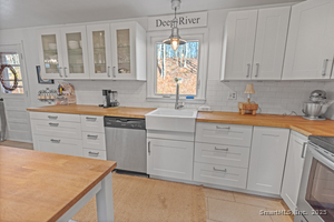 Homes for sale in Deep River, CT | 214 Kelsey Hill Rd, Deep River, CT 06417 | MLS# 24014564